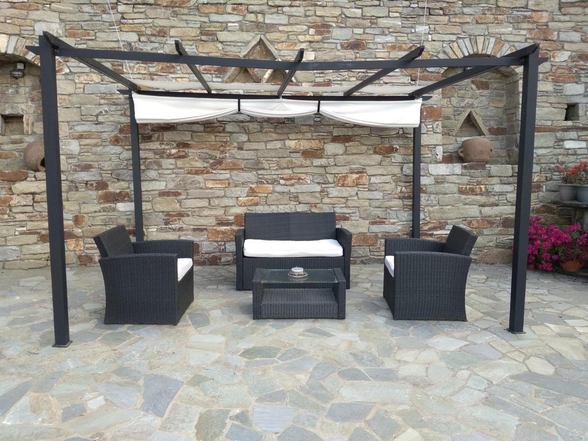 Eri Rooms To Let Raches  Exterior foto