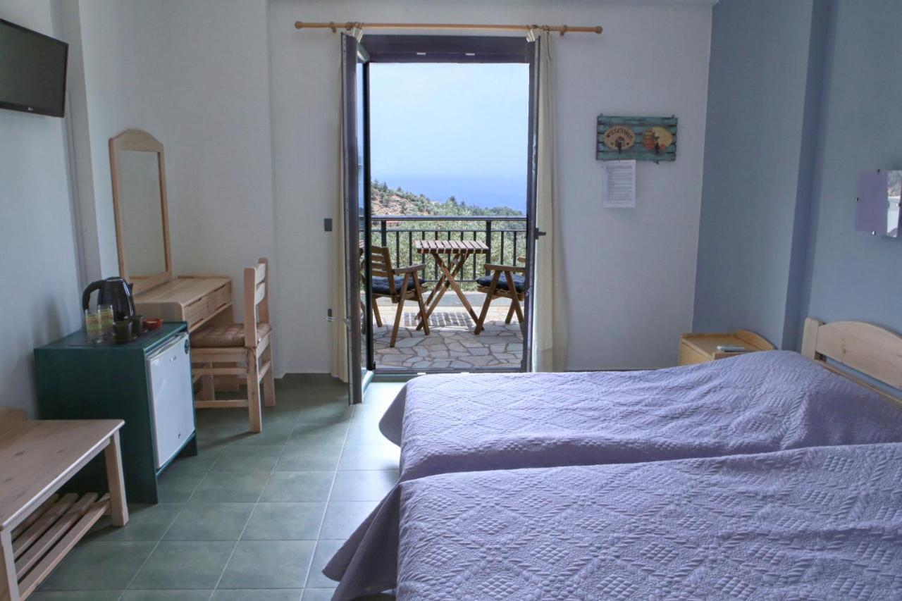 Eri Rooms To Let Raches  Exterior foto