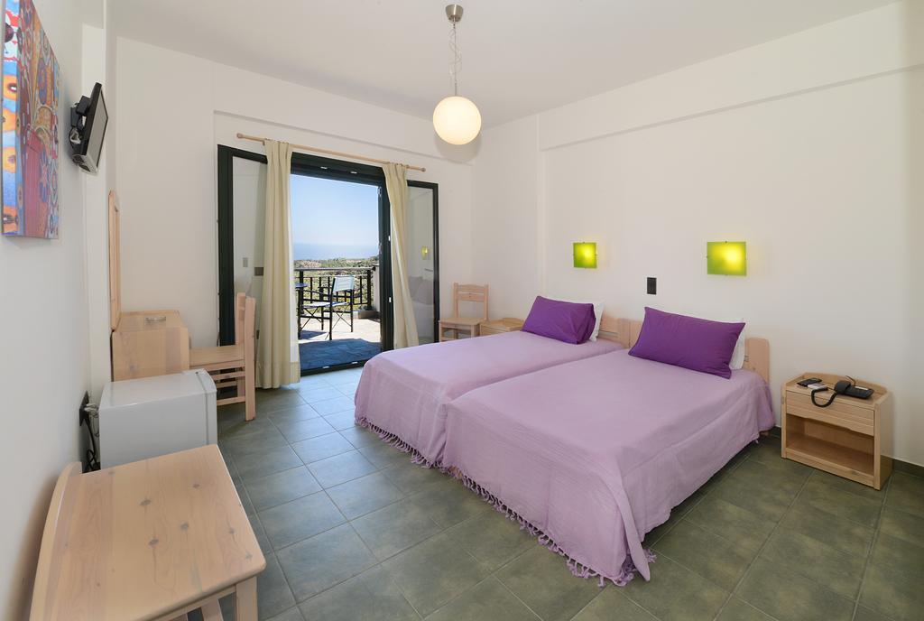 Eri Rooms To Let Raches  Quarto foto